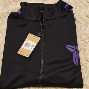 NWT Kobe Dri-fit